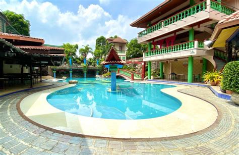 Metro Manila Resort Vacation Rentals .